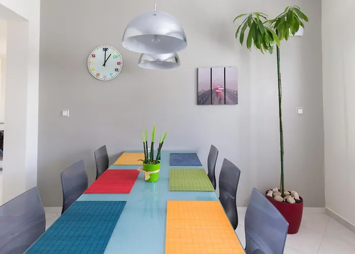 Apartament Groovy & Cozy With Private Seaview Rooftop Terrace