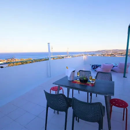 Apartment Groovy & Cozy Apt With Private Seaview Rooftop Terrace *
